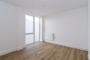 Photo 16- click for photo gallery